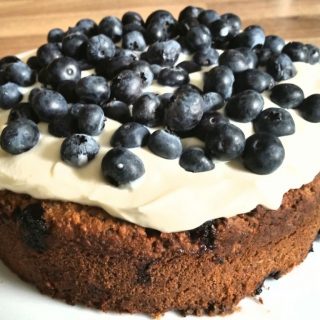 Blaubeer-Mandel-Mohn Kuchen