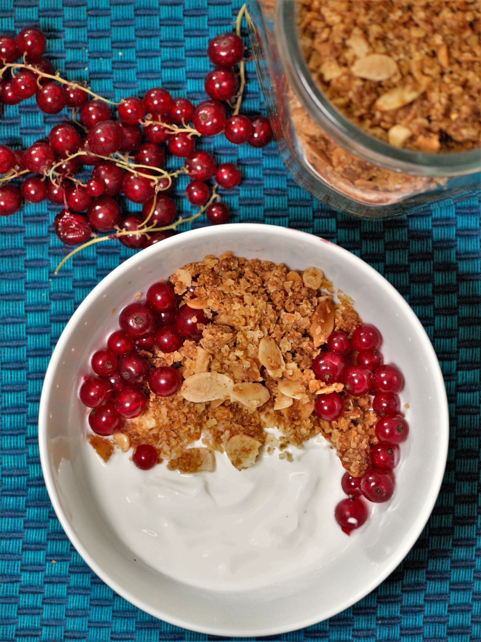 Glutenfreies Müsli mit Hirse und Mandeln selber machen